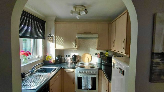 Flat 4 Mortimer House, 77 Penfold Road, Worthing